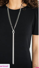 Cargar imagen en el visor de la galería, Forget Me KNOT - Silver Necklace