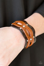 Cargar imagen en el visor de la galería, SPURS Of The Moment - Brown Urban Bracelet