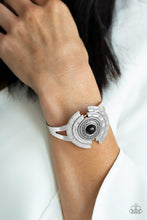 Cargar imagen en el visor de la galería, Incredibly Indie - Black Bracelet