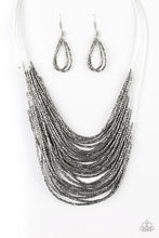 Cargar imagen en el visor de la galería, Catwalk Queen - Gunmetal Necklace