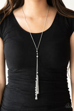 Cargar imagen en el visor de la galería, Timeless Tassels - Silver Necklace