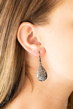 Load image into Gallery viewer, New Nouveau - Black Earrings