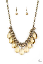 Cargar imagen en el visor de la galería, Fashionista Flair - Brass Necklace