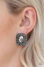 Cargar imagen en el visor de la galería, Young Money - Silver Earrings