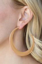 Cargar imagen en el visor de la galería, Moon Beam - Gold Earrings