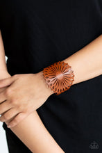 Load image into Gallery viewer, Wildflower Garden - Brown Bracelet