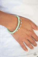 Cargar imagen en el visor de la galería, Love Like You Mean It - Green Bracelet