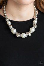 Cargar imagen en el visor de la galería, Hollywood HAUTE Spot - White Necklace