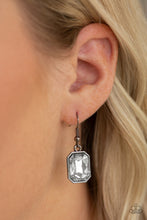 Cargar imagen en el visor de la galería, Killer Knockout - Black Necklace