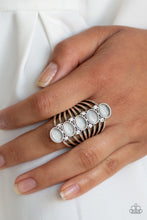 Cargar imagen en el visor de la galería, BLING Your Heart Out - White Ring