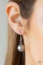 Load image into Gallery viewer, Welcome To Wall Street - Silver Necklace