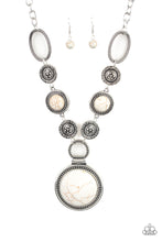 Cargar imagen en el visor de la galería, Sedona Drama - White Necklace