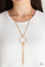 Cargar imagen en el visor de la galería, Not A HEIR Out Of Place - Gold Necklace