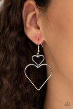 Cargar imagen en el visor de la galería, Heartbeat Harmony - Silver Earrings