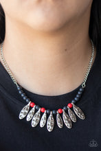 Cargar imagen en el visor de la galería, Neutral TERRA-tory - Red Necklace