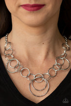 Cargar imagen en el visor de la galería, Ringing Relic - Silver Necklace