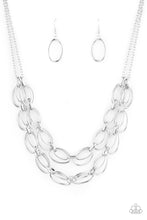 Cargar imagen en el visor de la galería, Status Quo - Silver Necklace