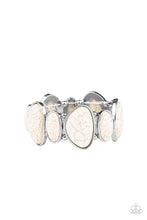 Cargar imagen en el visor de la galería, Feel At HOMESTEAD - White Bracelet