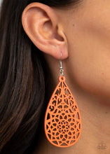 Cargar imagen en el visor de la galería, Seaside Sunsets - Orange Earrings