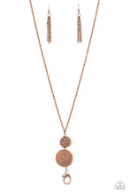 Cargar imagen en el visor de la galería, Shoulder To Shoulder - Copper Lanyard Necklace