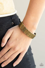 Cargar imagen en el visor de la galería, Retro Effect - Brass Bracelet