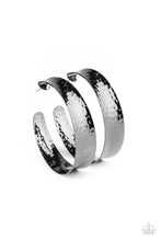 Cargar imagen en el visor de la galería, Fearlessly Flared - Black Hoop Earrings