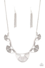Cargar imagen en el visor de la galería, Record-Breaking Radiance - Silver Necklace