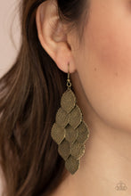 Cargar imagen en el visor de la galería, Loud and Leafy - Brass Earrings