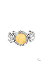 Cargar imagen en el visor de la galería, Mojave Motif - Yellow Bracelet