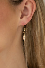 Cargar imagen en el visor de la galería, Flight of FANCINESS - Gold Necklace