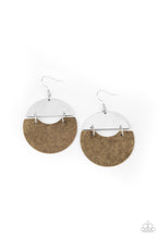 Cargar imagen en el visor de la galería, Watching The Sunrise - Brass Earrings
