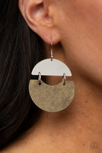 Cargar imagen en el visor de la galería, Watching The Sunrise - Brass Earrings