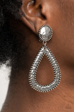 Load image into Gallery viewer, Beyond The Borders - Silver Earrings