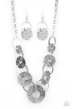 Cargar imagen en el visor de la galería, Industrial Envy - Silver Necklace