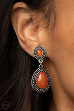 Cargar imagen en el visor de la galería, Carefree Clairvoyance - Orange Clip-On Earrings