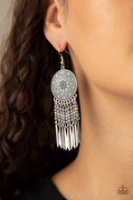 Cargar imagen en el visor de la galería, Sun Warrior - Silver Earrings