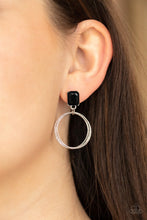 Cargar imagen en el visor de la galería, Prismatic Perfection - Black Earrings