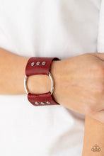 Cargar imagen en el visor de la galería, Moto Mayhem - Red Bracelet