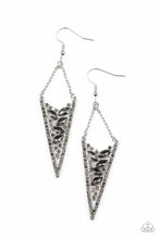 Cargar imagen en el visor de la galería, Sharp-Dressed Drama - Silver Earrings