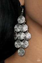 Cargar imagen en el visor de la galería, How CHIME Flies - Silver Earrings