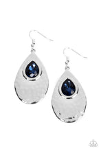 Cargar imagen en el visor de la galería, Tranquil Trove - Blue Earrings