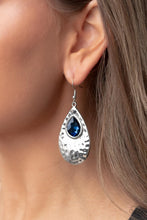 Cargar imagen en el visor de la galería, Tranquil Trove - Blue Earrings