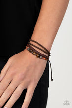 Cargar imagen en el visor de la galería, Tundra Tracker - Orange Bracelet