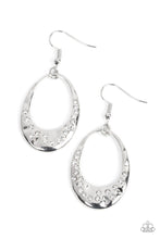 Cargar imagen en el visor de la galería, Classic Keepsake - White Earrings