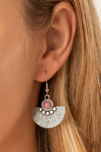 Cargar imagen en el visor de la galería, Manifesting Magic - Pink Earrings
