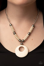 Cargar imagen en el visor de la galería, Oasis Goddess - White Necklace
