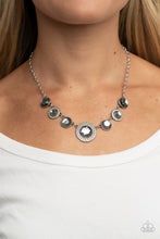 Cargar imagen en el visor de la galería, Extravagant Extravaganza - Silver Necklace