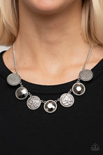 Cargar imagen en el visor de la galería, Urban Elite - Silver Necklace