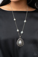Cargar imagen en el visor de la galería, Magical Masquerade - Silver Necklace