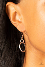 Cargar imagen en el visor de la galería, Tough Crowd - Silver Necklace